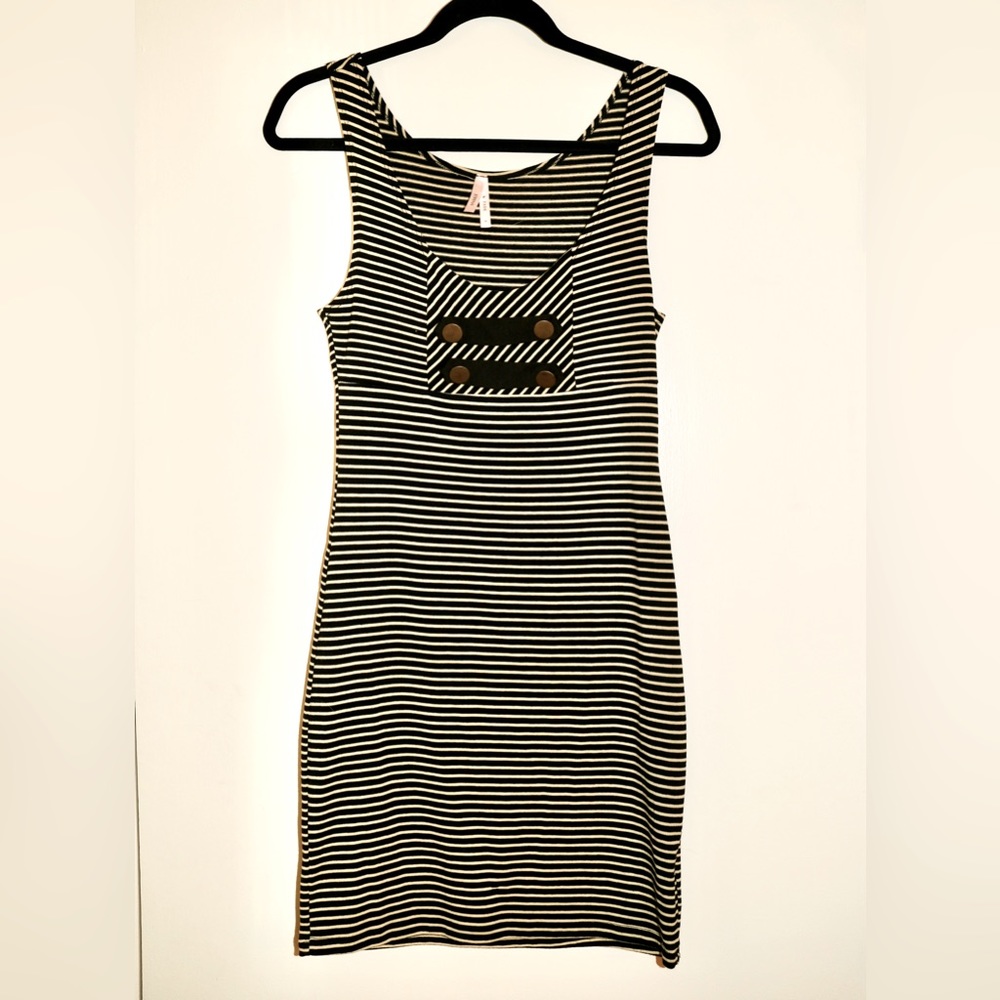 Urban Outfitters Sparkle and Fade Midi Dress Size Medium